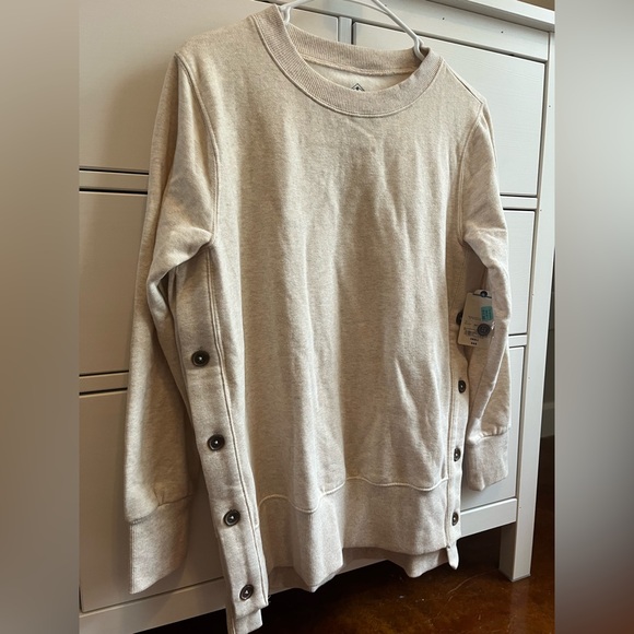 Cream Button-Detail Pullover - Picture 2 of 5